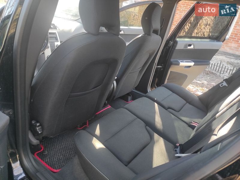 Универсал Volvo V50 2010 в Полтаве
