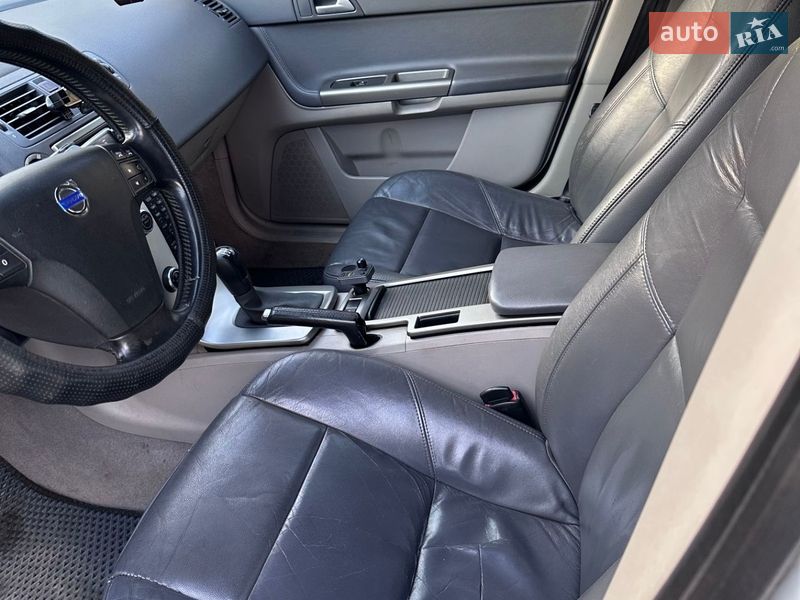 Универсал Volvo V50 2010 в Сумах