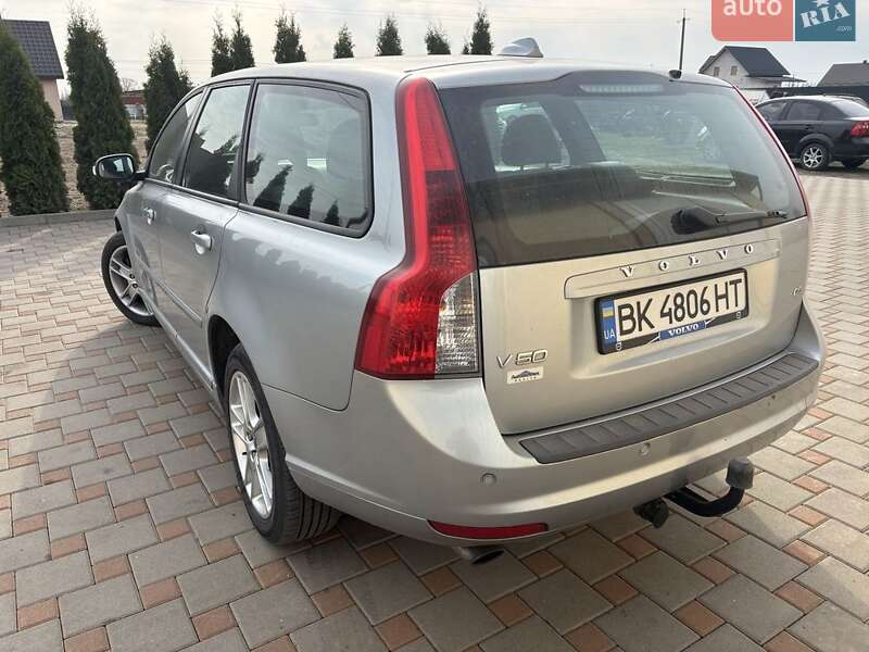 Универсал Volvo V50 2008 в Сарнах фото 4 Универсал Volvo V50 2008 в Сарнах
