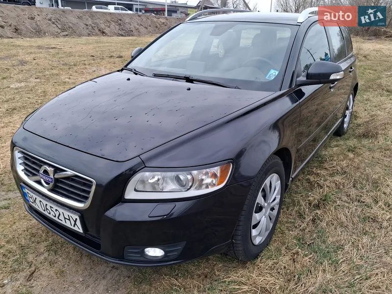 Volvo V50 2011