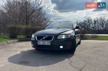 Универсал Volvo V50 2009 в Полтаве