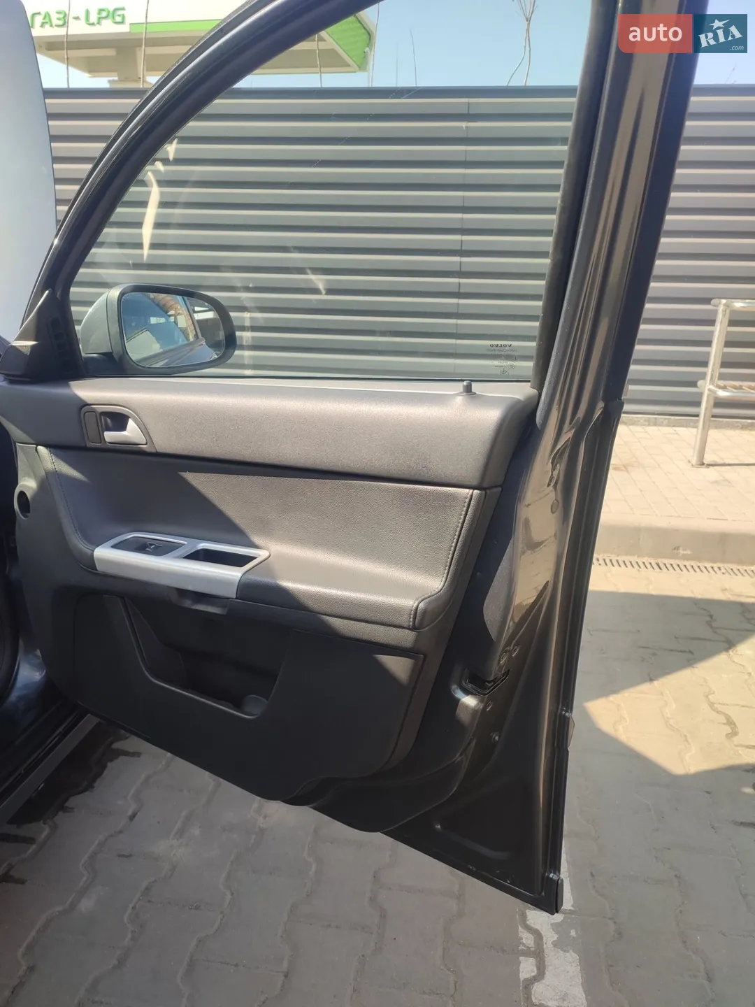 2011 Volvo V50 - мініатюра 10