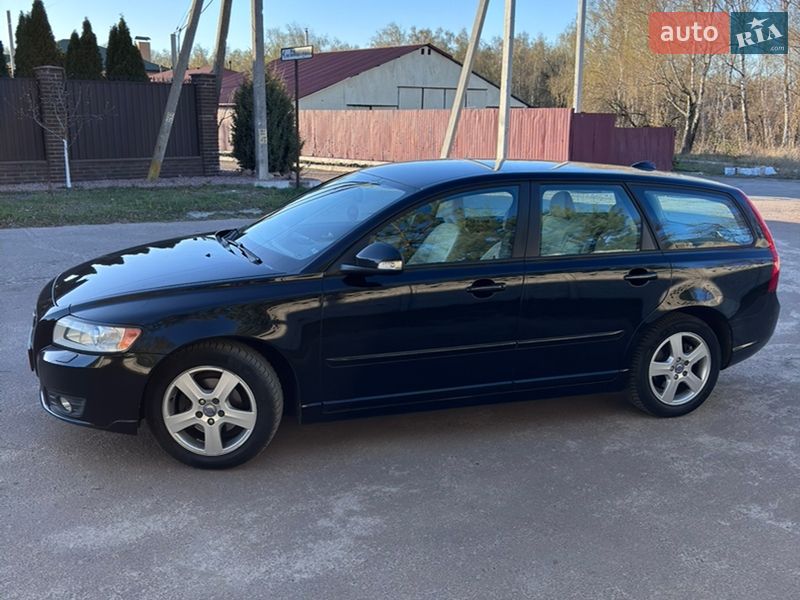 Універсал Volvo V50 2011 в Чернігові фото 3 Універсал Volvo V50 2011 в Чернігові