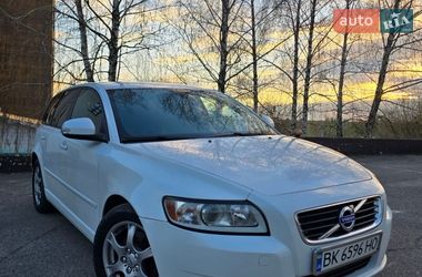 Універсал Volvo V50 2012 в Рівному