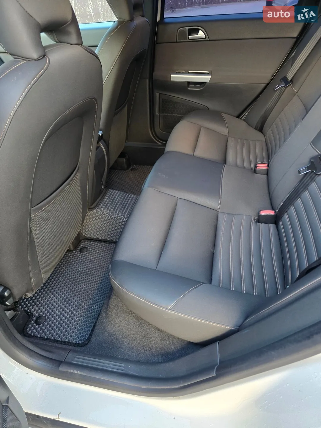 2012 Volvo V50 - мініатюра 16