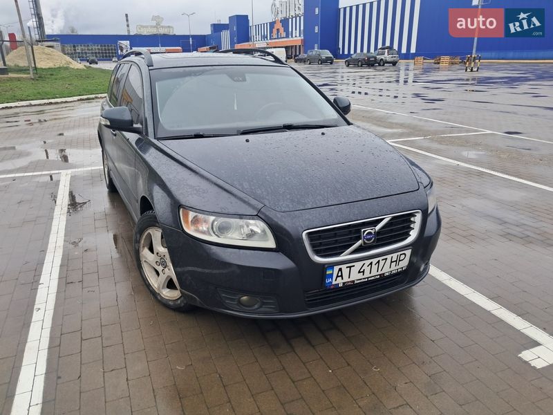 Volvo V50 2009