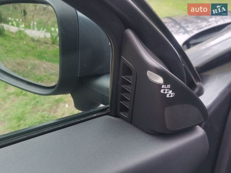 Універсал Volvo V50 2011 в Львові