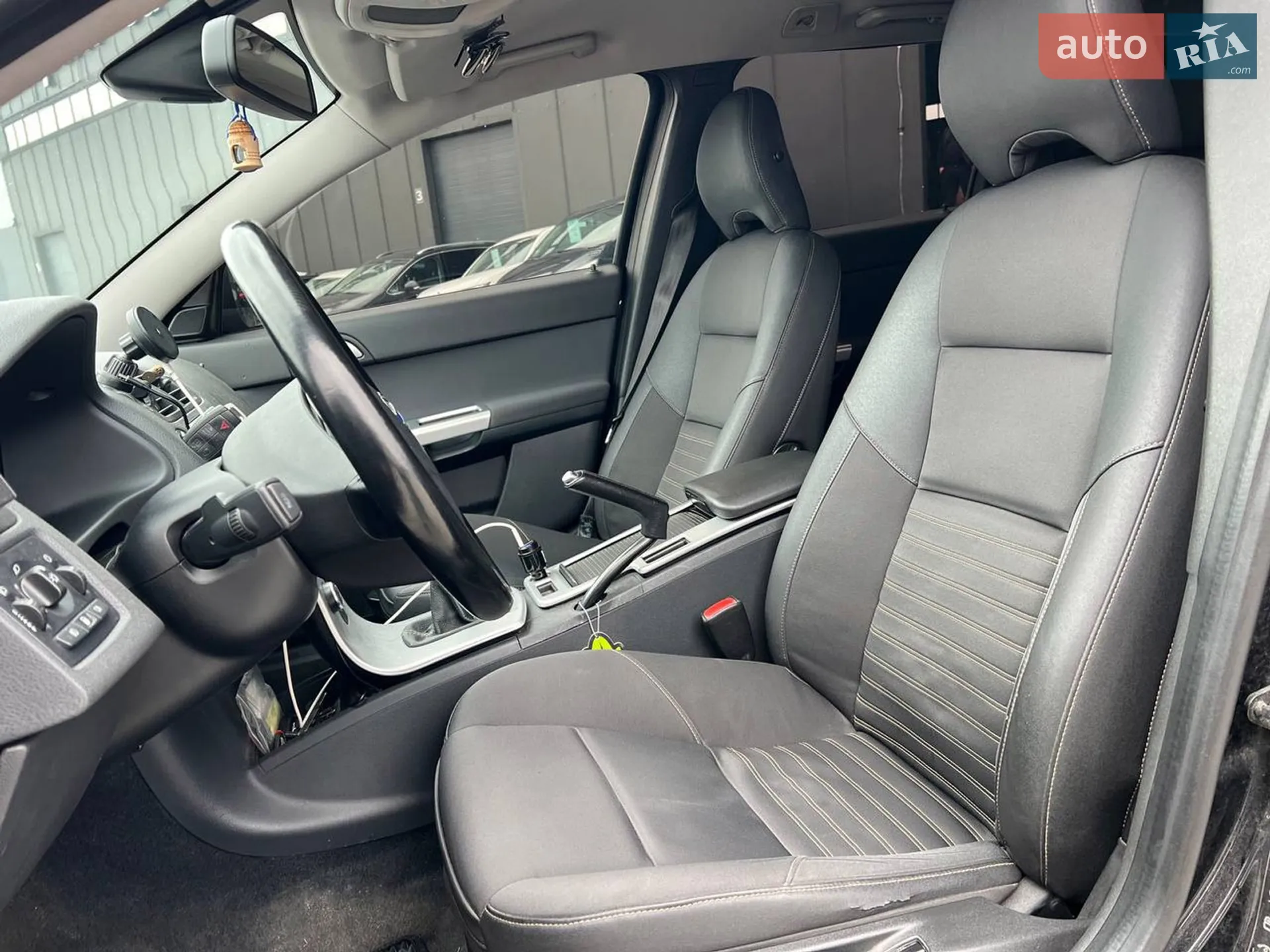 2010 Volvo V50 - мініатюра 18