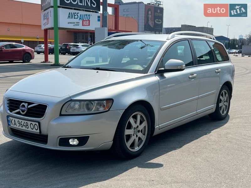 Універсал Volvo V50 2012 в Києві