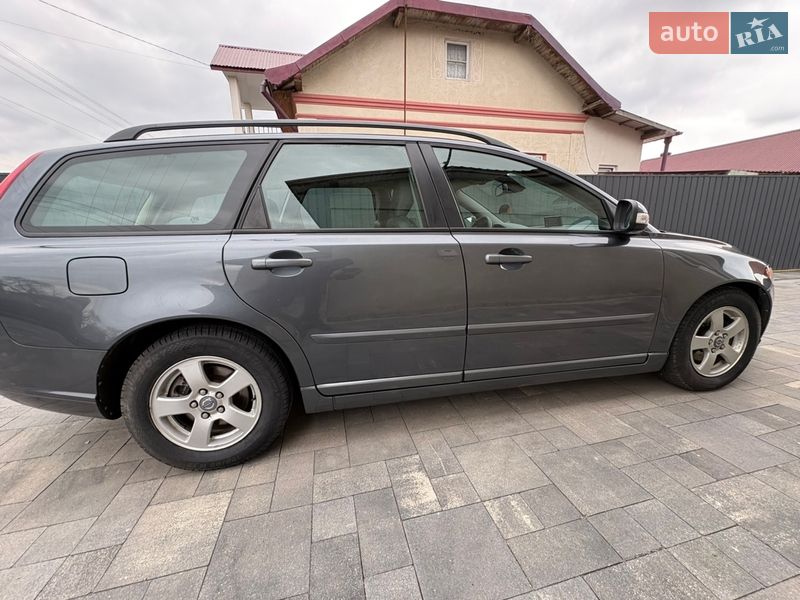 Універсал Volvo V50 2009 в Тернополі