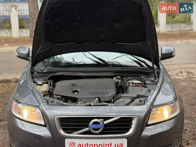 Универсал Volvo V50 2012 в Сумах