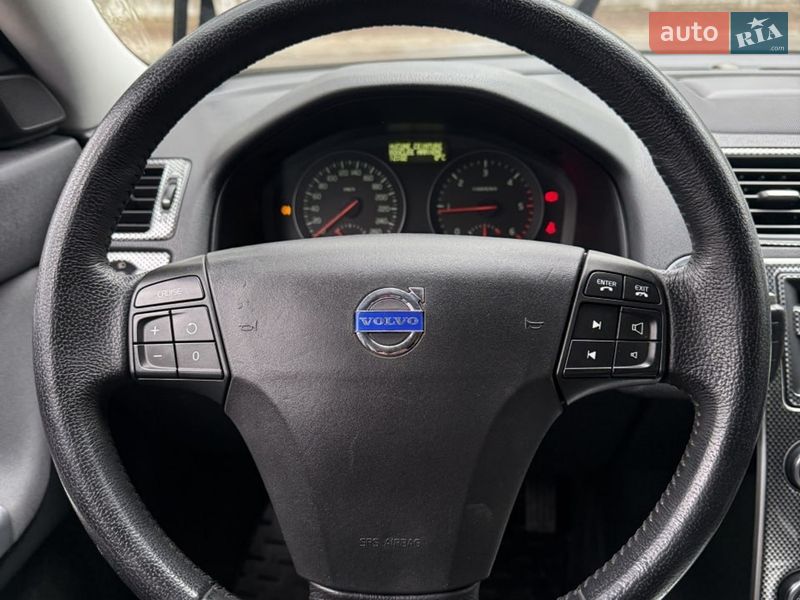 Универсал Volvo V50 2012 в Сумах