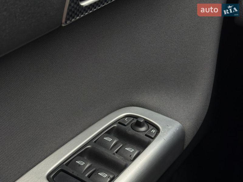 Универсал Volvo V50 2012 в Сумах