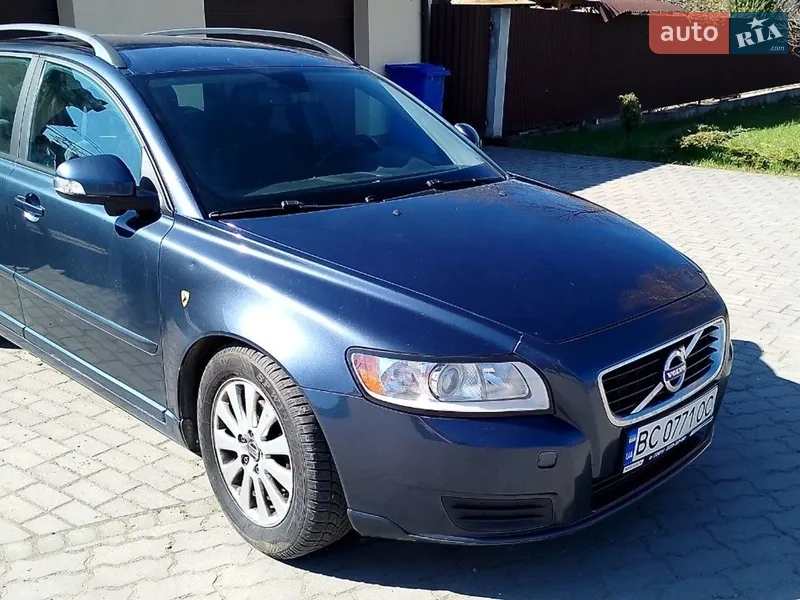Volvo V50 2011