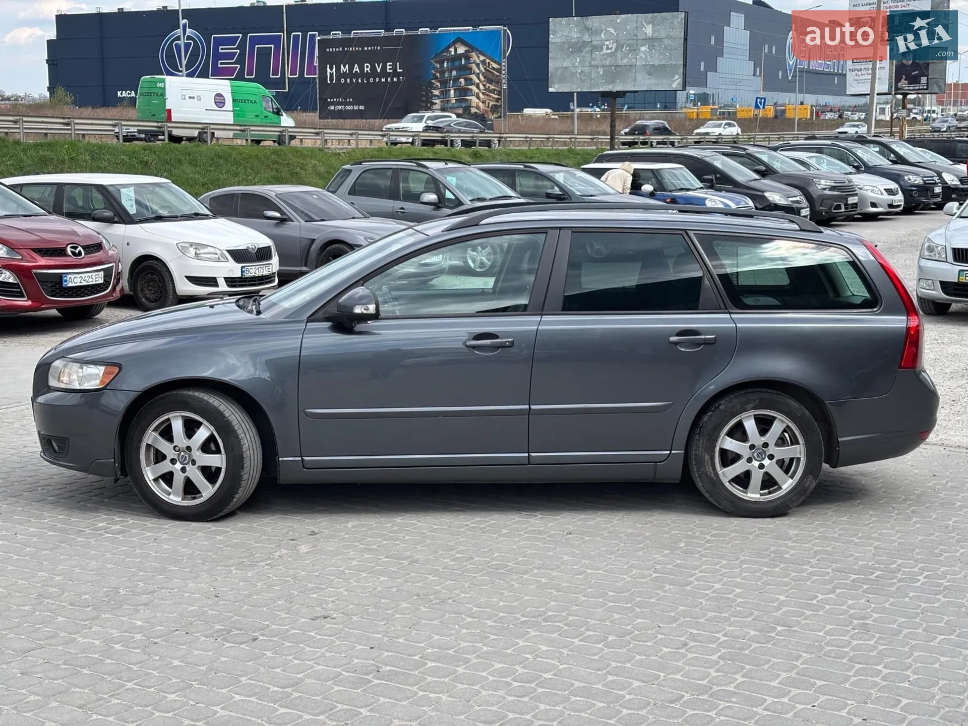 2011 Volvo V50 - мініатюра 6