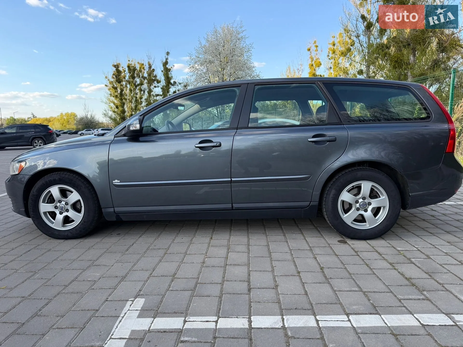 2010 Volvo V50 - мініатюра 5