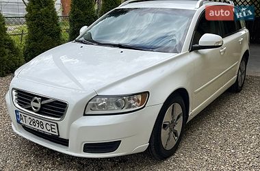 Универсал Volvo V50 2011 в Косове