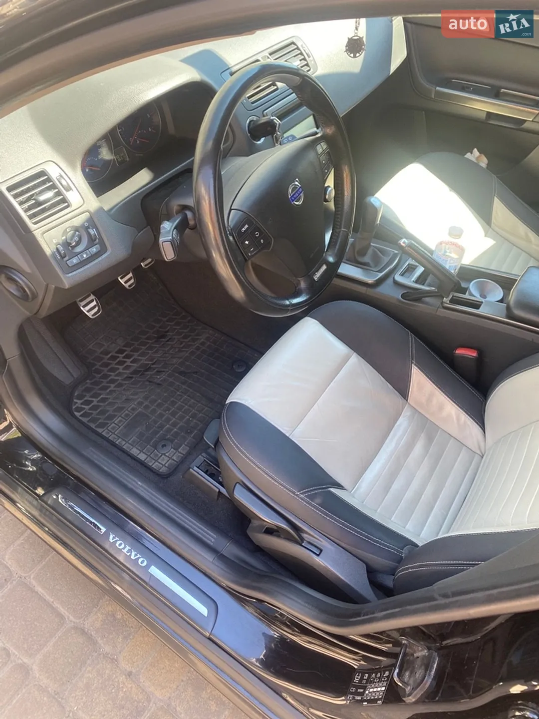 2010 Volvo V50 - мініатюра 8