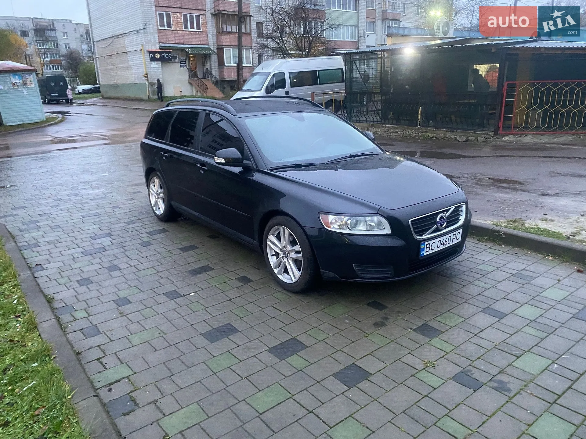 2010 Volvo V50 - фото 1