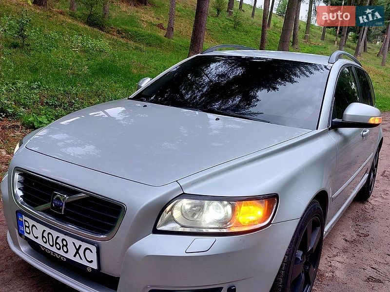 Volvo V50 2010