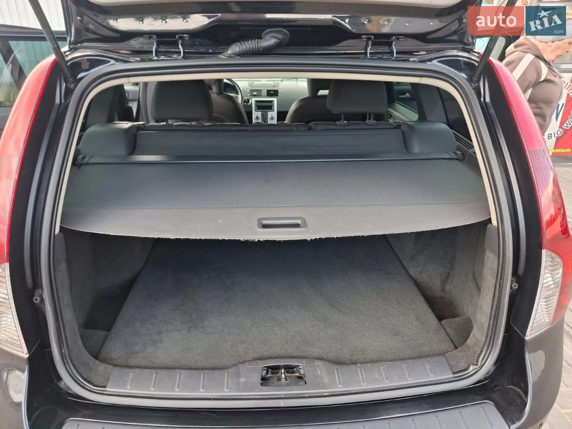 2011 Volvo V50 - мініатюра 4