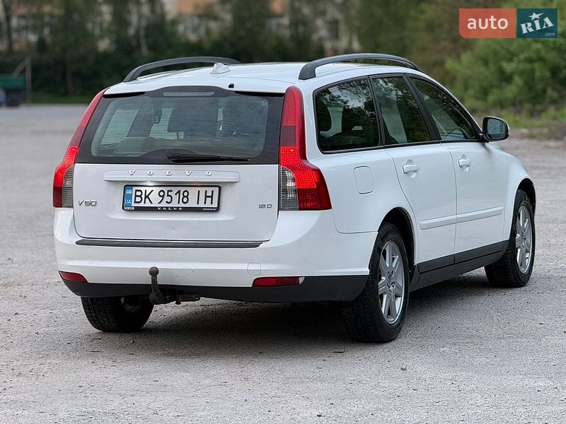 Универсал Volvo V50 2009 в Звягеле
