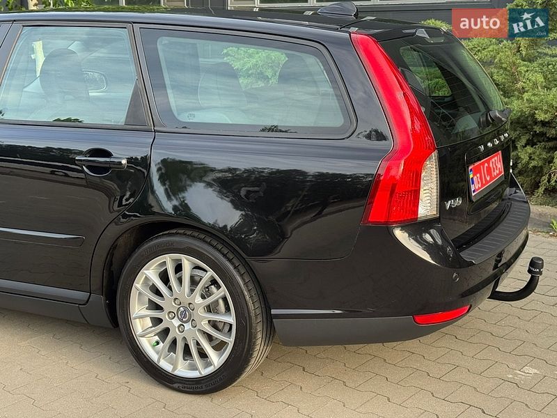 Універсал Volvo V50 2010 в Білій Церкві