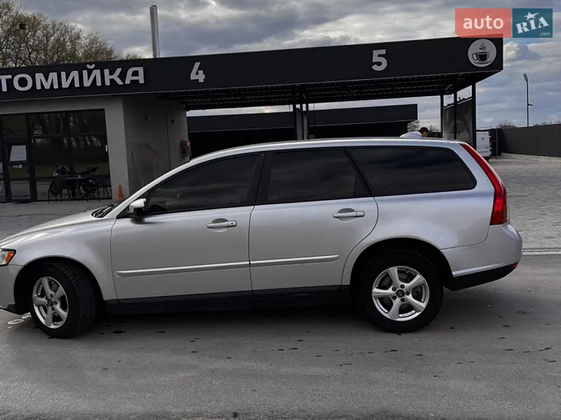 Volvo V50 2008 VIN YV1MW765282388532 фото оголошення 2 з 57
