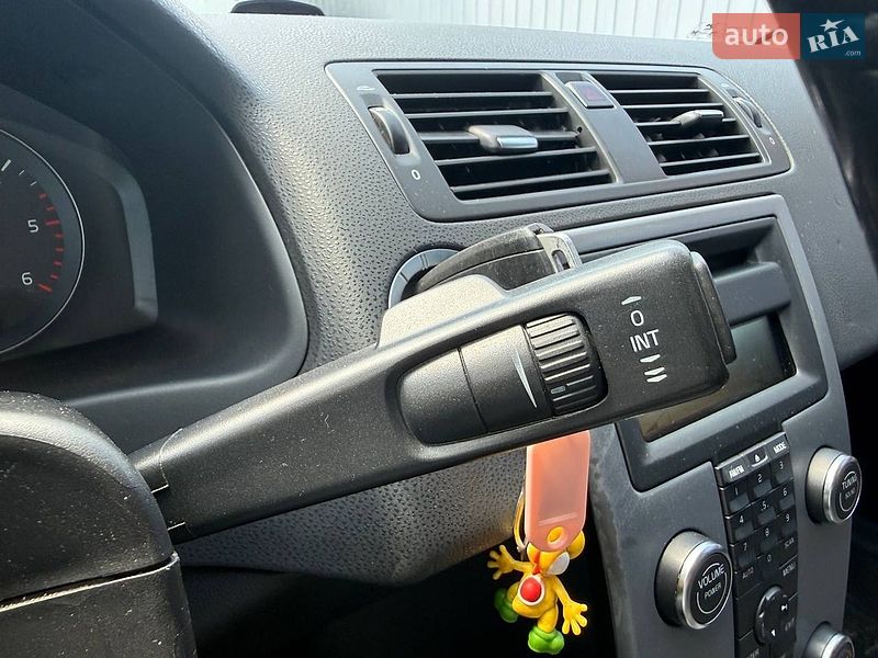 Универсал Volvo V50 2010 в Киеве фото 20 Универсал Volvo V50 2010 в Киеве