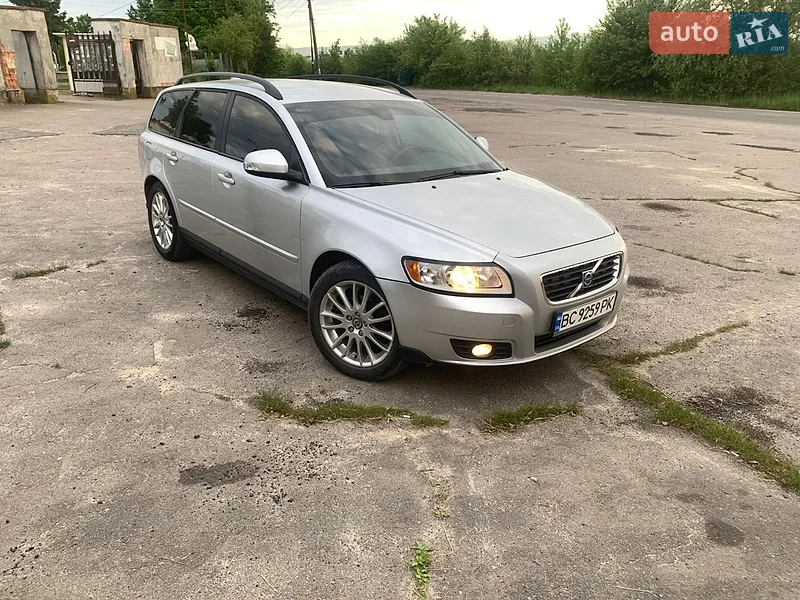 Volvo V50 2009