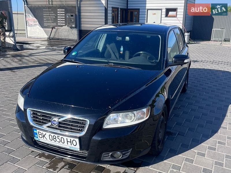 Универсал Volvo V50 2007 в Дубровице