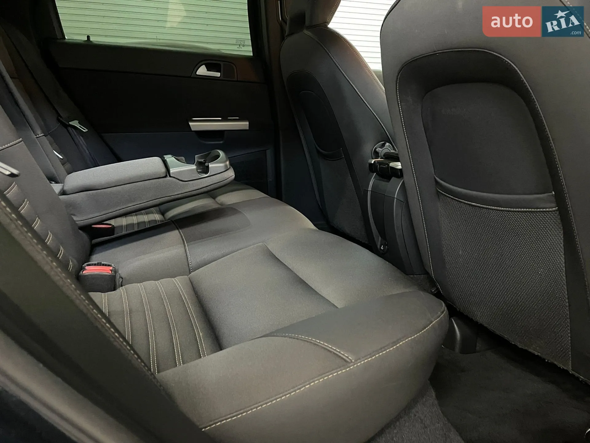 2010 Volvo V50 - мініатюра 38