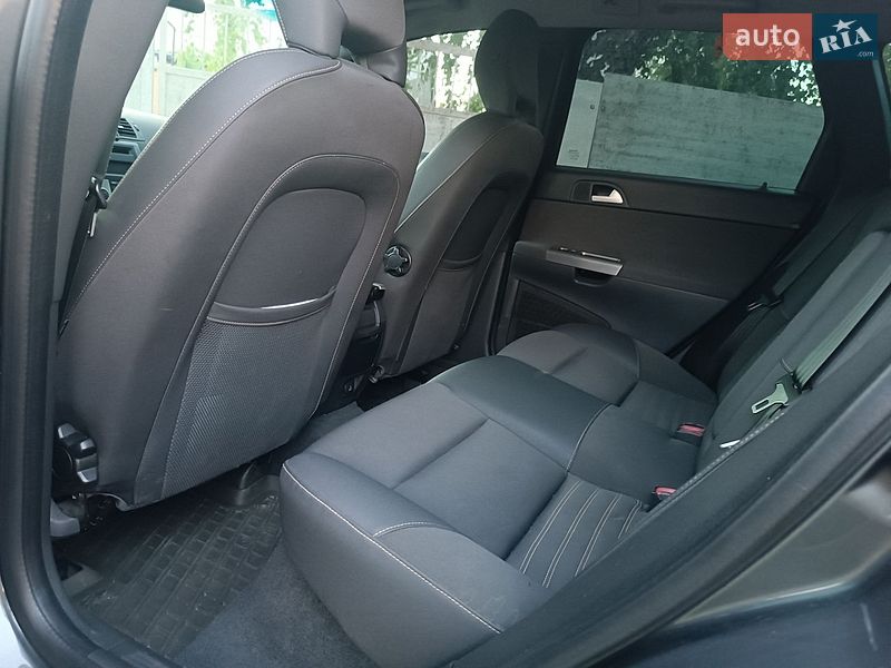 Универсал Volvo V50 2008 в Ромнах