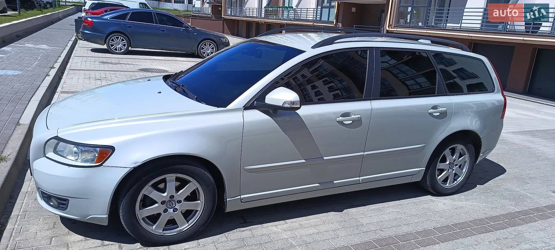 2011 Volvo V50 - мініатюра 4