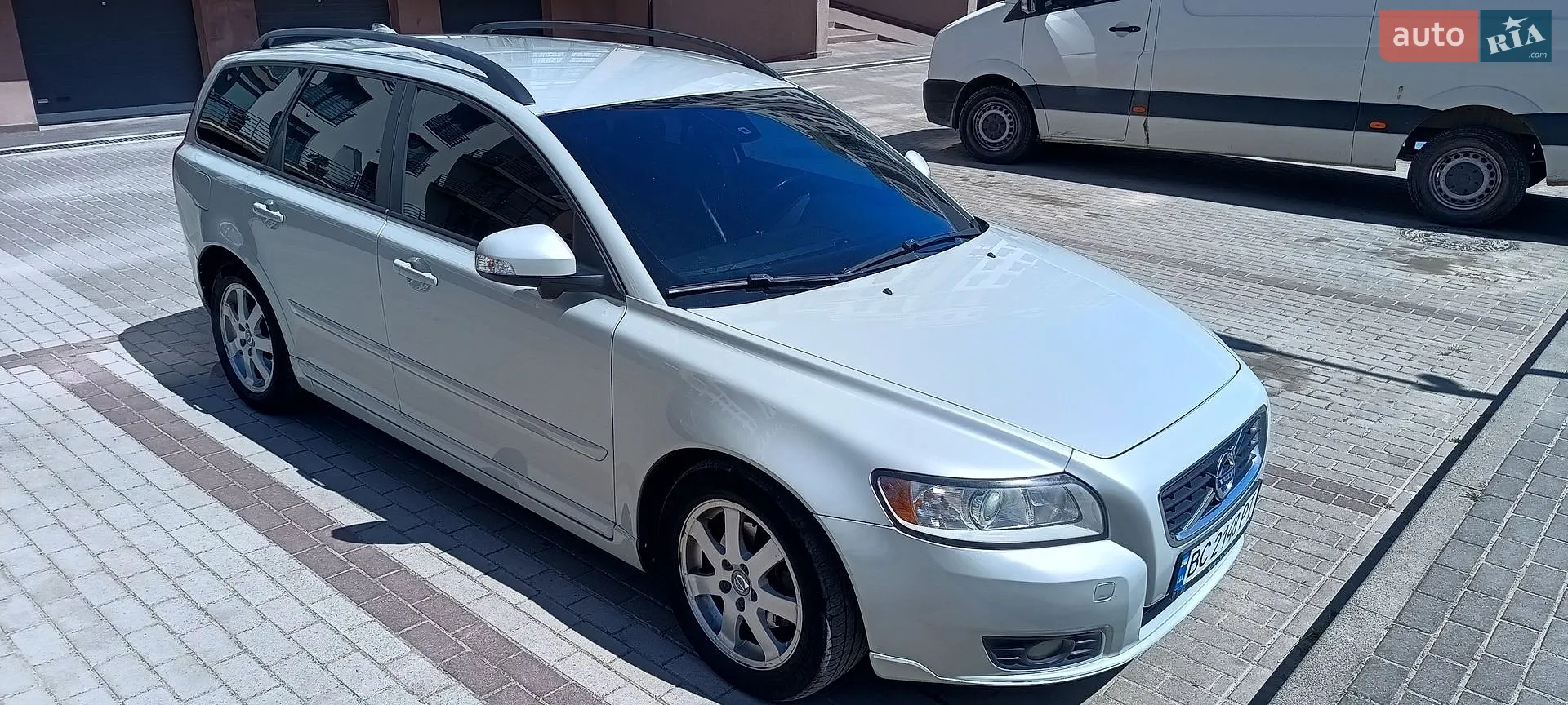 2011 Volvo V50 - фото 1