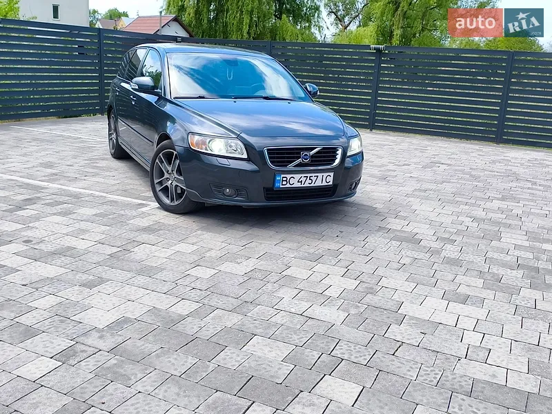 Volvo V50 2009