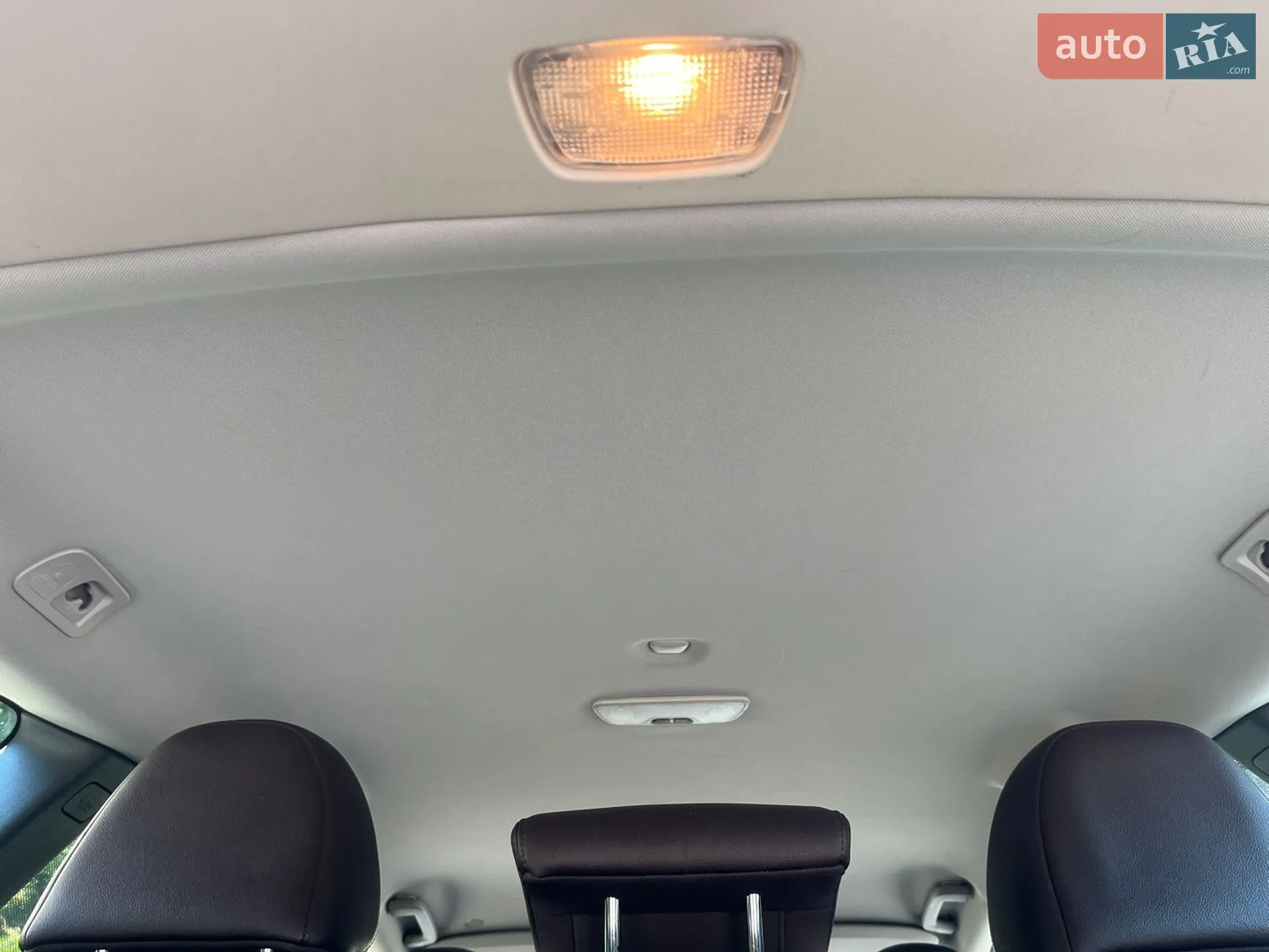 2011 Volvo V50 - мініатюра 13