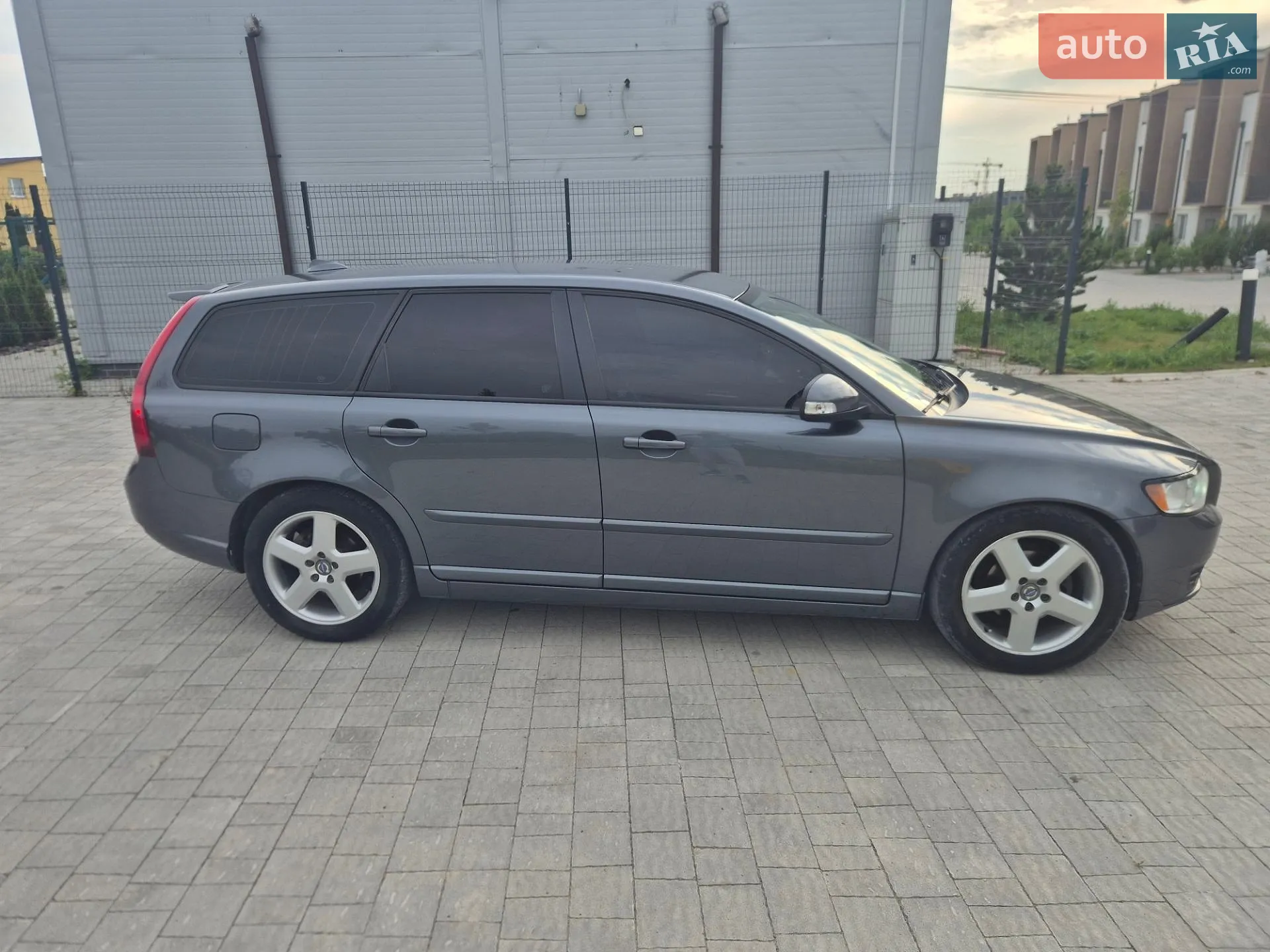 2011 Volvo V50 - мініатюра 4