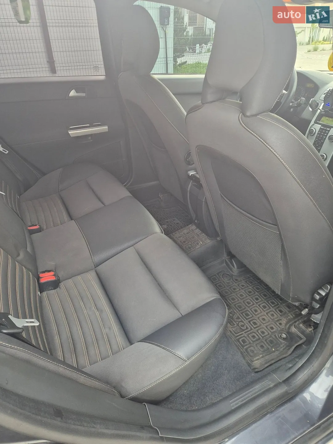 2011 Volvo V50 - мініатюра 12