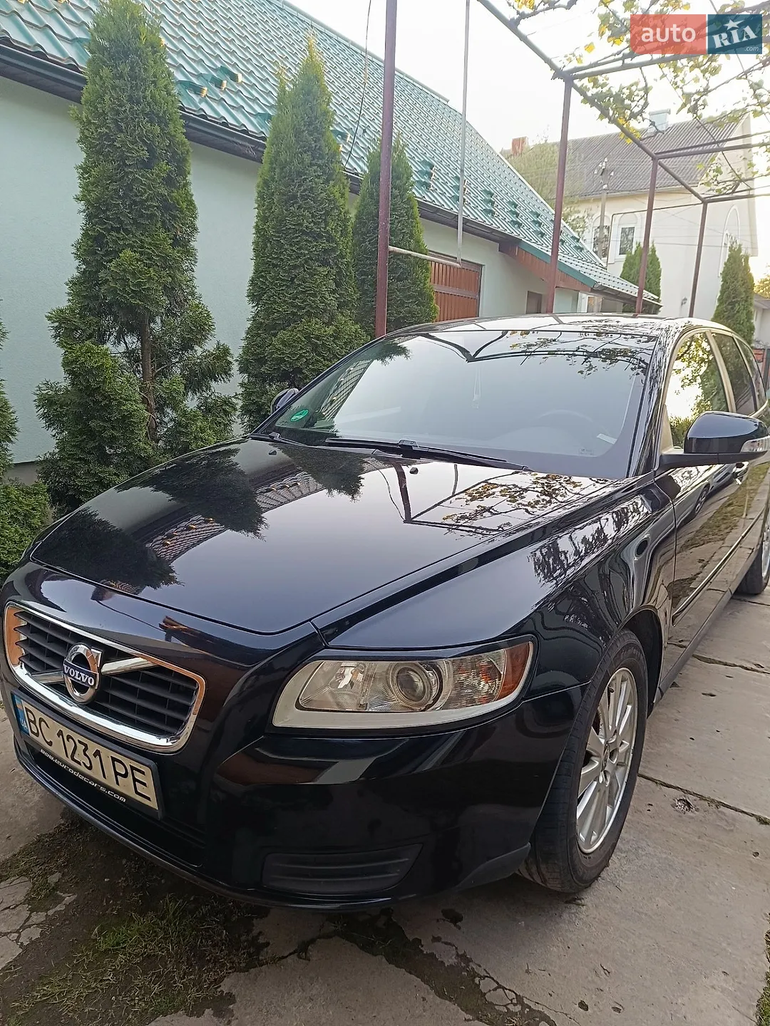 2011 Volvo V50 - мініатюра 3