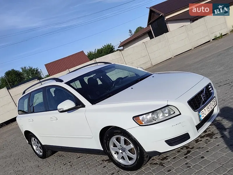 Volvo V50