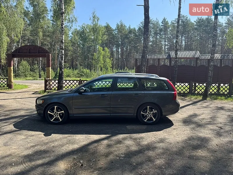 Volvo V50 2011