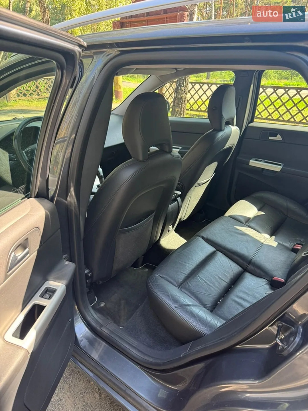 2011 Volvo V50 - мініатюра 5