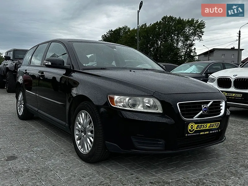 Volvo V50