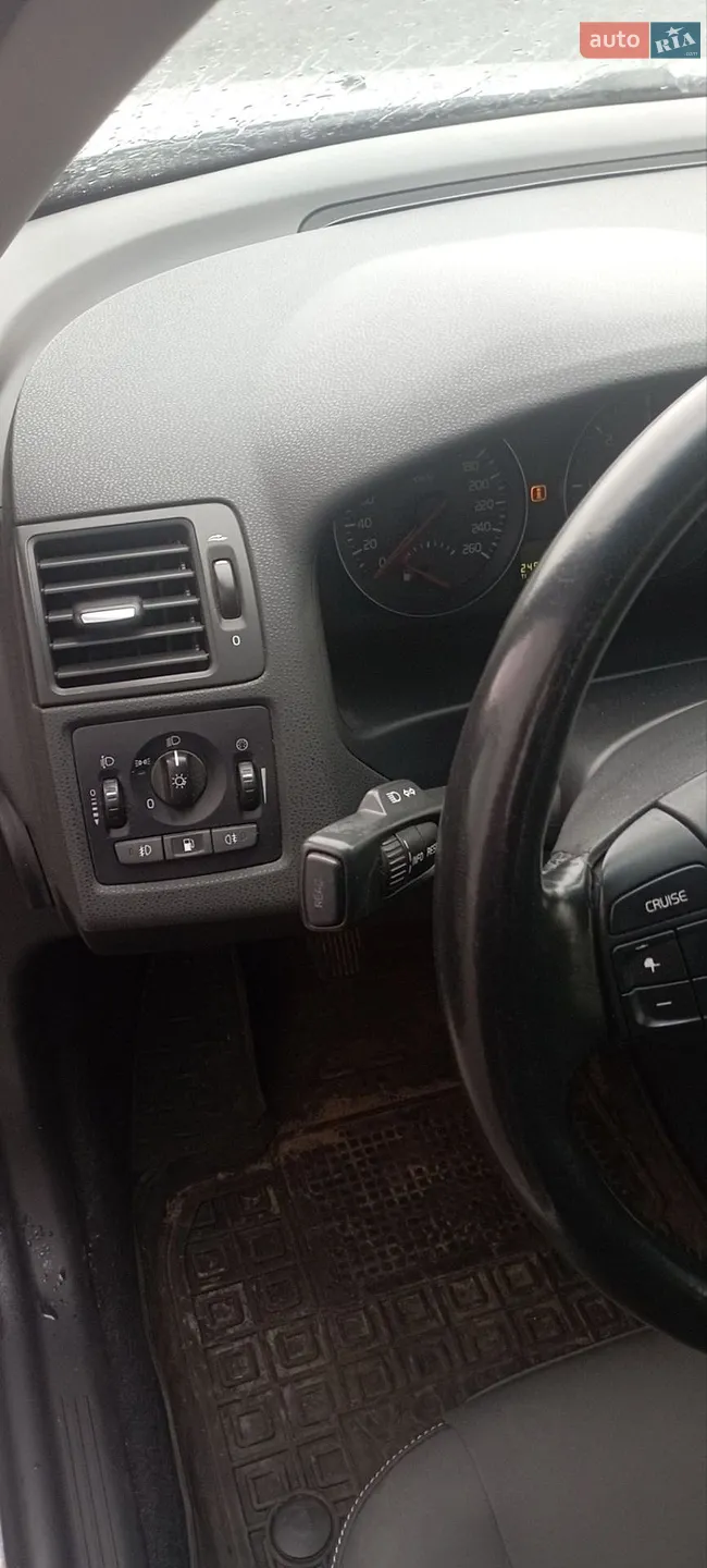 2010 Volvo V50 - мініатюра 13