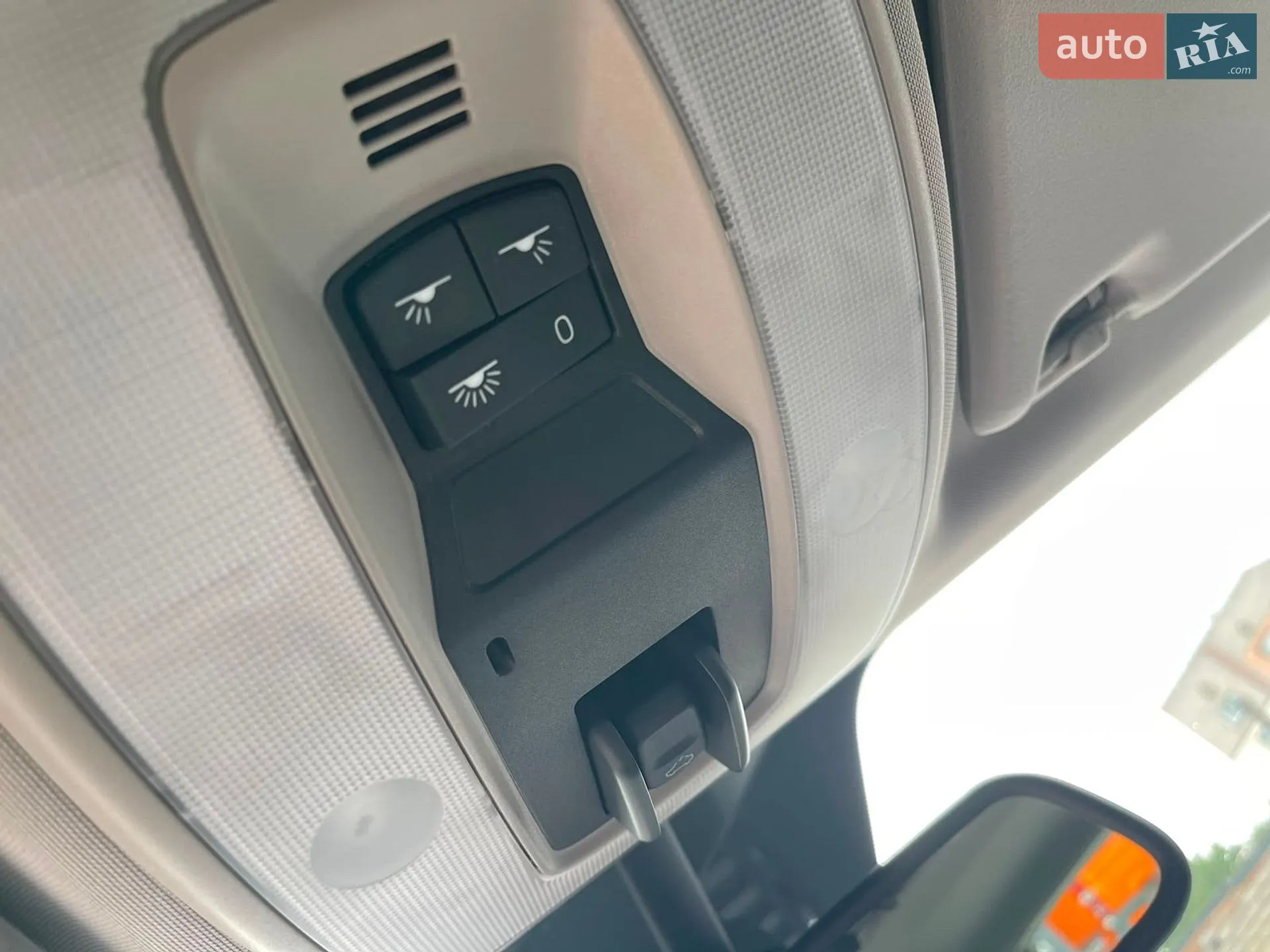 2010 Volvo V50 - мініатюра 35