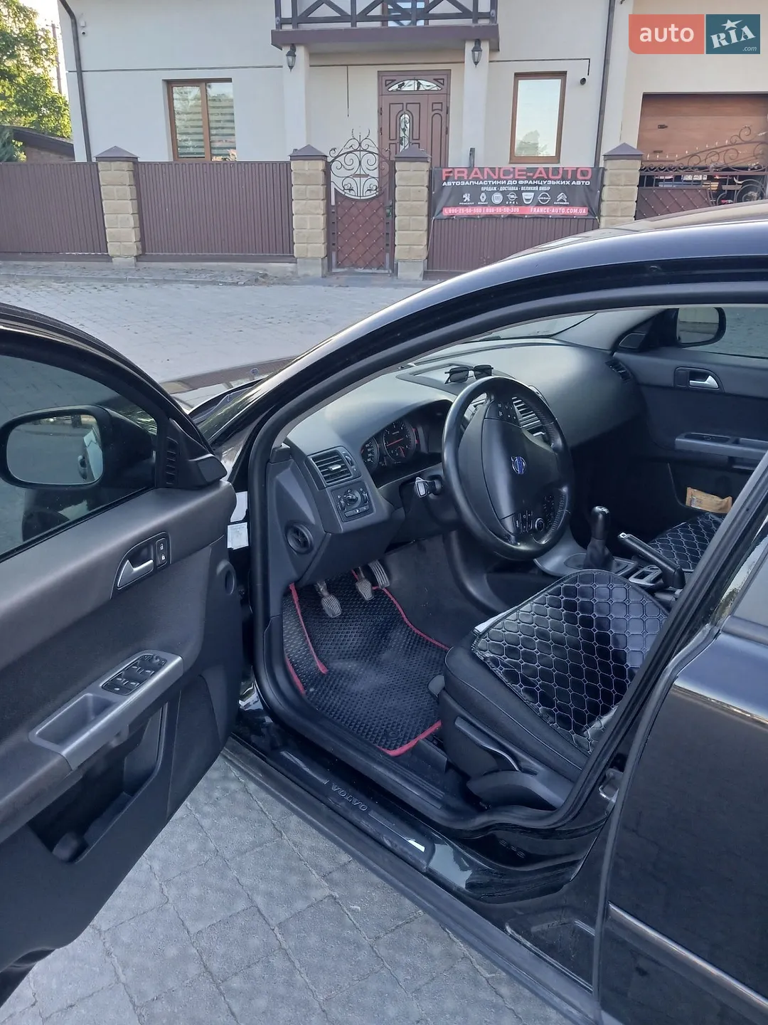 2011 Volvo V50 - мініатюра 11