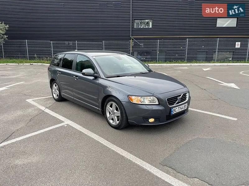 Volvo V50 2009