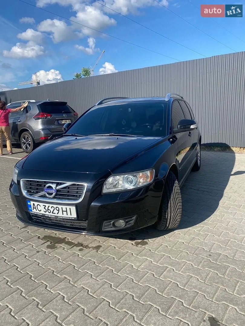 2011 Volvo V50 - фото 1