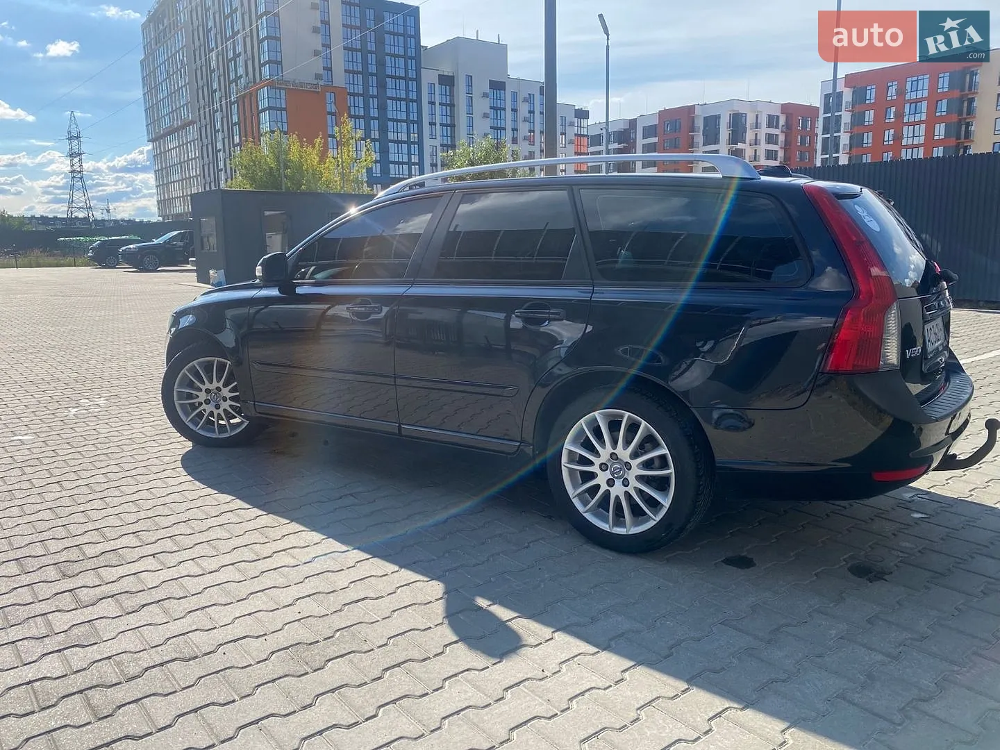 2011 Volvo V50 - мініатюра 8